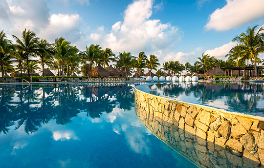 Vidanta-riviera-maya-mayan-palace-pools